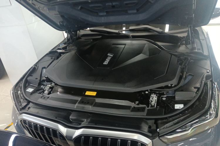 Used BMW i5 2024 eDrive 35L Luxury Package Engine Bay