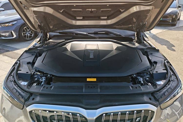 Used BMW i5 2024 eDrive 35L Luxury Package Engine Bay
