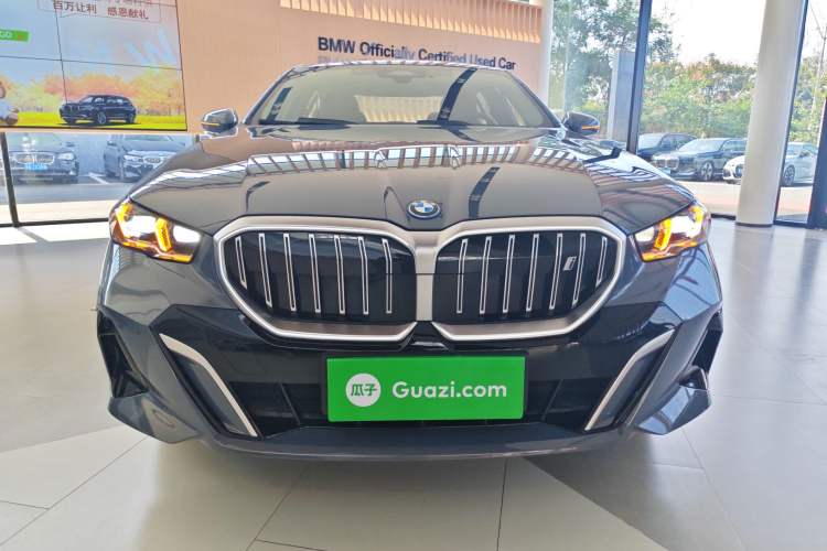 Used BMW i5 2024 eDrive 35L M Sport Package Exterior 1
