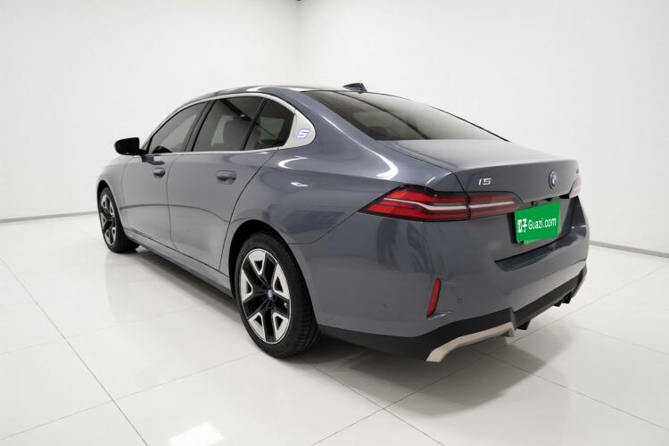 Used BMW i5 2024 eDrive 35L M Sport Package Exterior 3