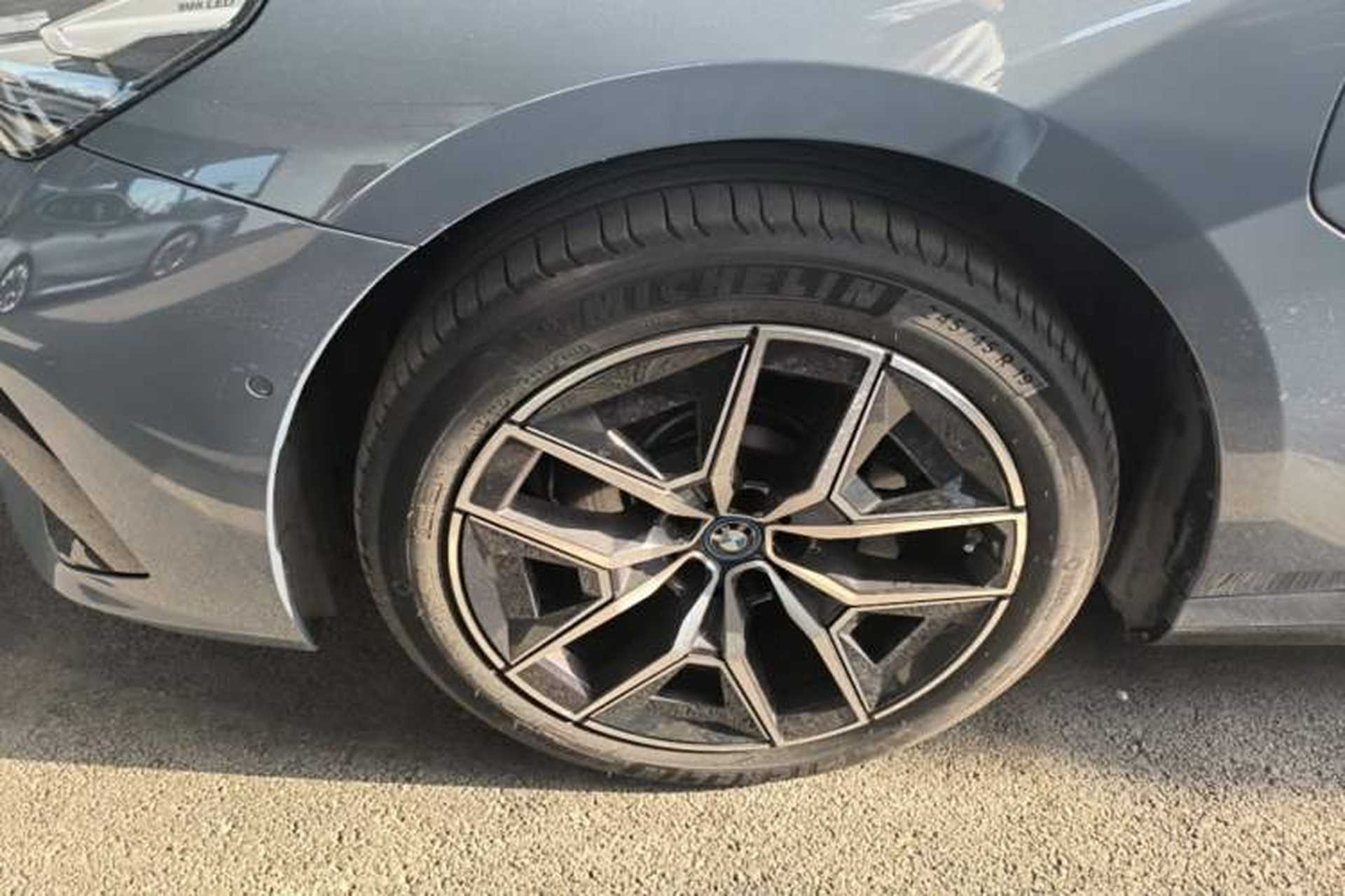 Used BMW i5 2024 eDrive 35L M Sport Package Exterior 4