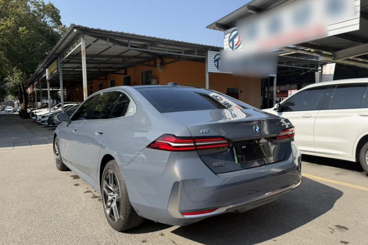 Used BMW i5 2024 eDrive 35L Prestige Luxury Package Exterior 4