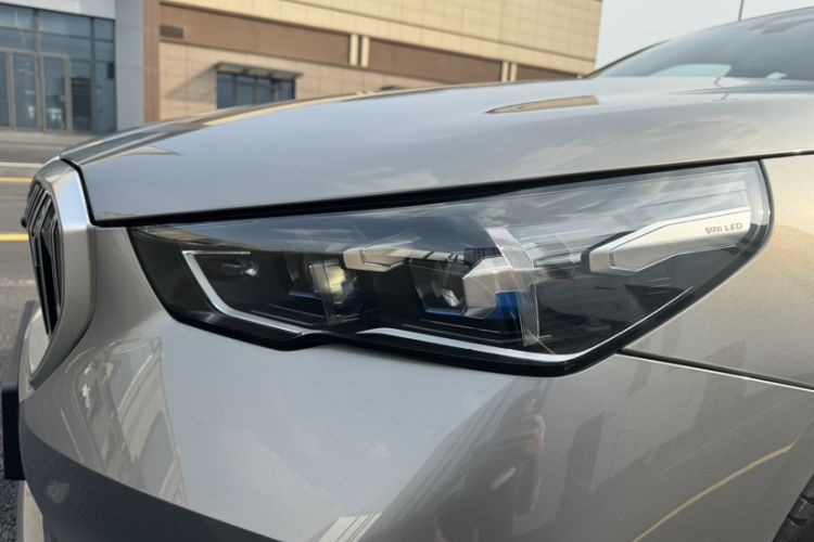 Used BMW i5 2024 eDrive 35L Prestige Luxury Package Exterior 5