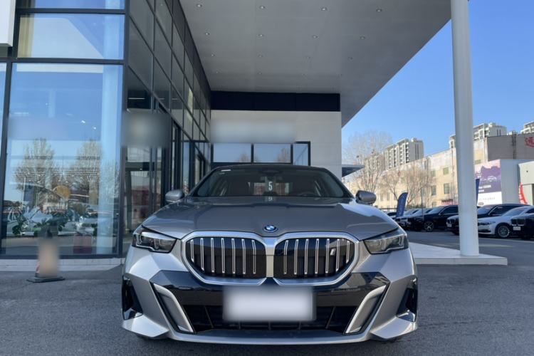 Used BMW i5 2024 eDrive 35L M Sport Package Exterior 5