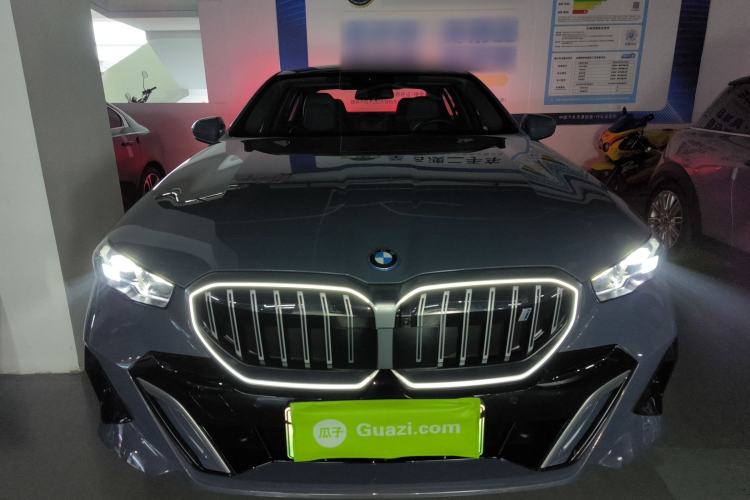 Used BMW i5 2024 eDrive 35L Luxury Model with M Sport Package Front