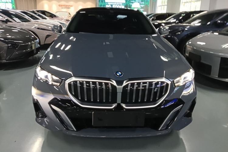 Used BMW i5 2024 eDrive 35L M Sport Package Front