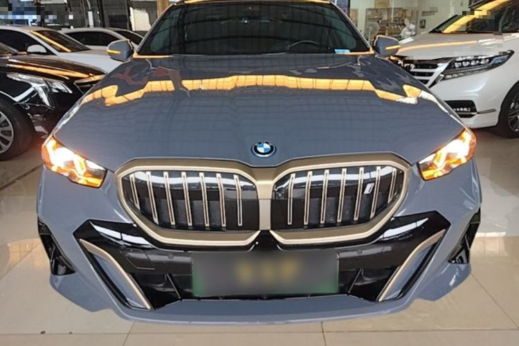 Used BMW i5 2024 eDrive 35L Luxury Model with M Sport Package Front