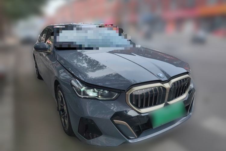 Used BMW i5 2024 eDrive 35L Luxury Model with M Sport Package Front Right 45 Deg