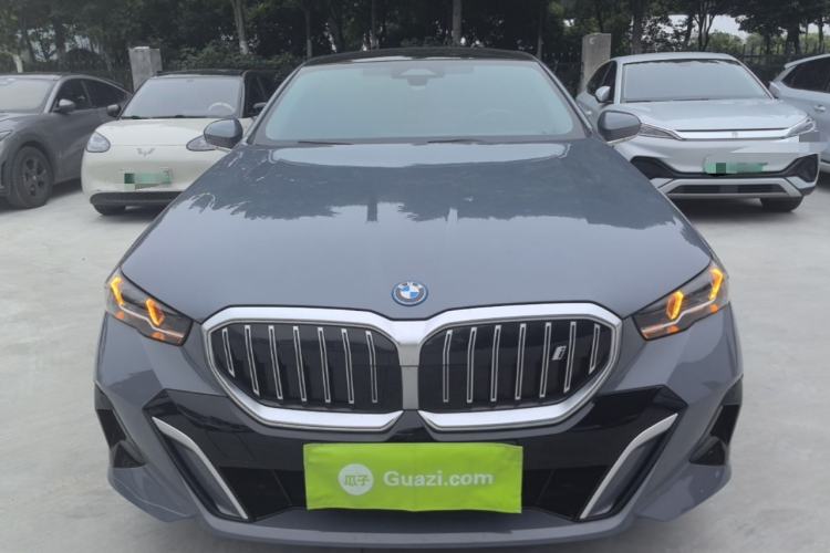 Used BMW i5 2024 eDrive 35L M Sport Package Front
