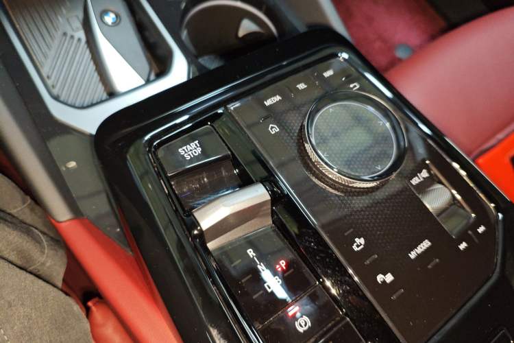 Used BMW i5 2024 eDrive 35L M Sport Package Gear Lever