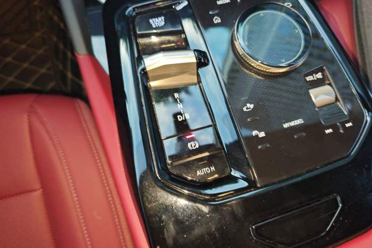Used BMW i5 2024 eDrive 35L M Sport Package Gear Lever