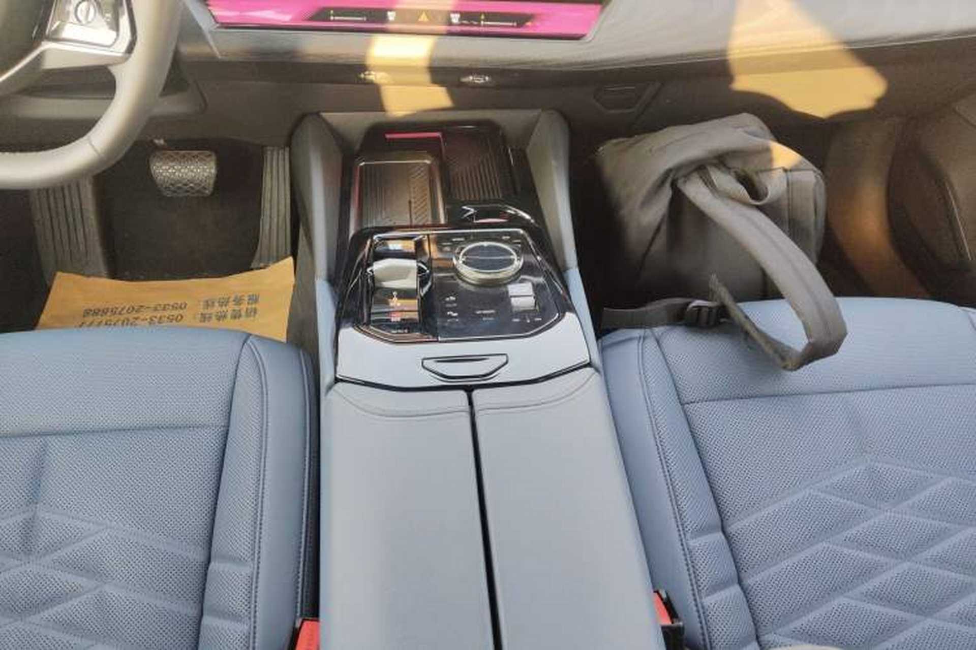 Used BMW i5 2024 eDrive 35L Prestige Luxury Package Gear Lever