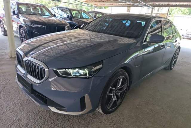Used BMW i5 2024 eDrive 35L Luxury Package