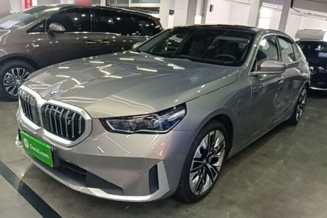 Used BMW i5 2024 eDrive 35L Prestige Luxury Package
