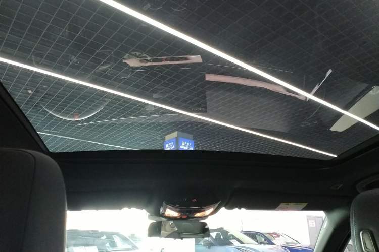 Used BMW i5 2024 xDrive M60 Headliner