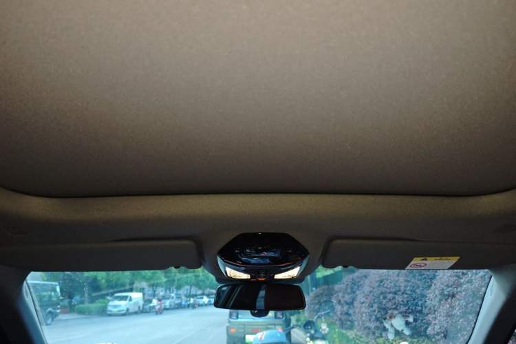 Used BMW i5 2024 eDrive 35L M Sport Package Headliner