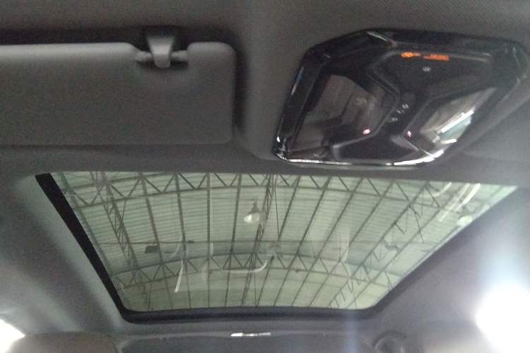 Used BMW i5 2024 eDrive 35L Luxury Package Headliner