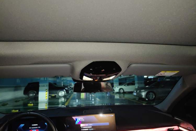 Used BMW i5 2024 eDrive 35L M Sport Package Headliner