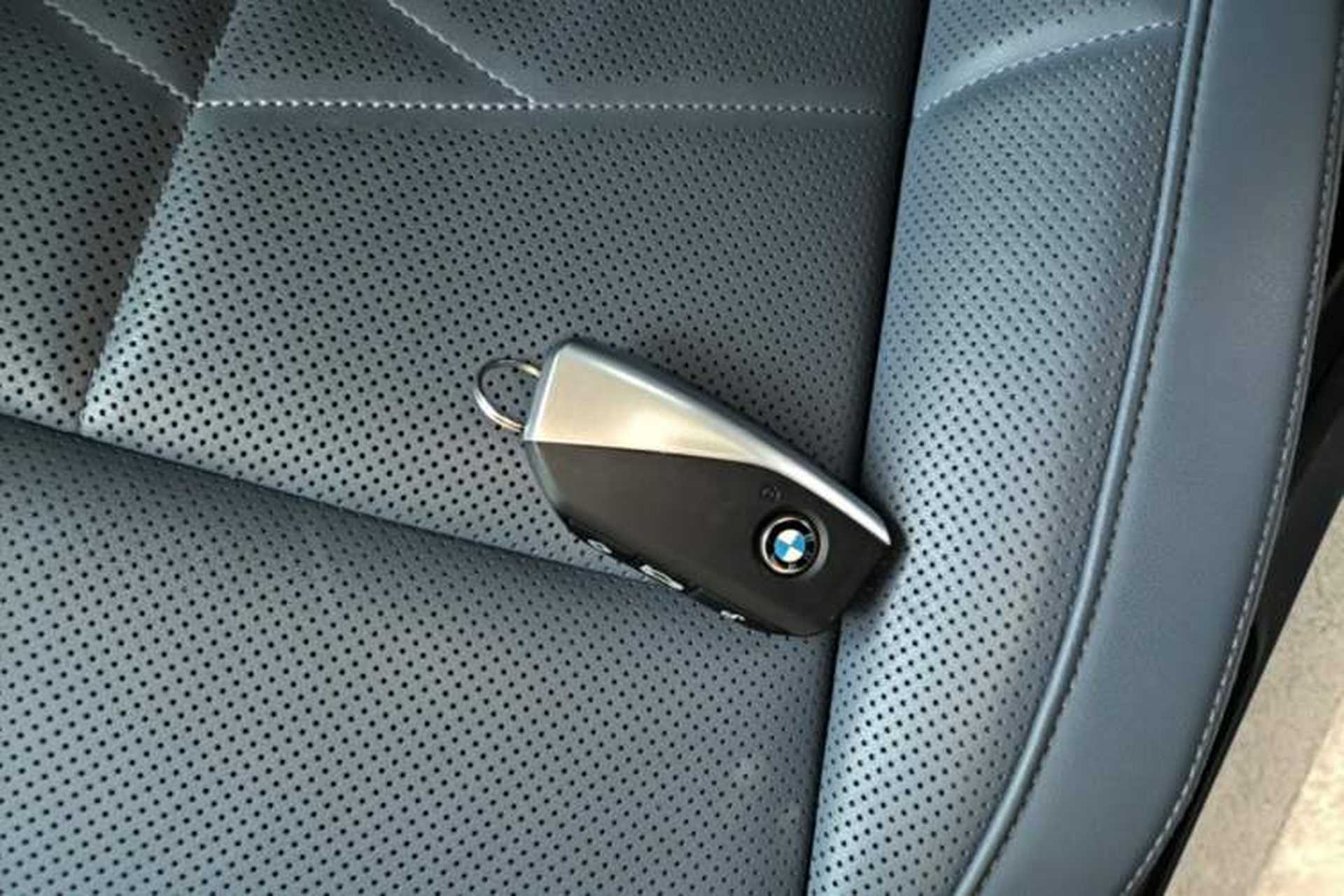 Used BMW i5 2024 eDrive 35L M Sport Package Interior 1