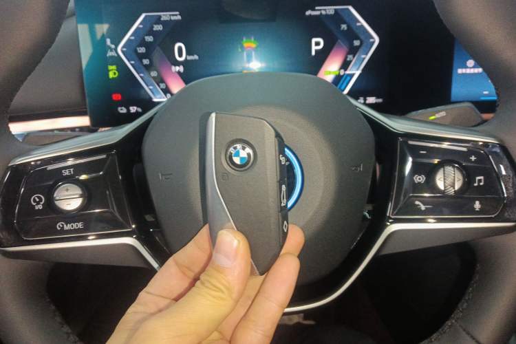 Used BMW i5 2024 eDrive 35L Luxury Package Interior 1