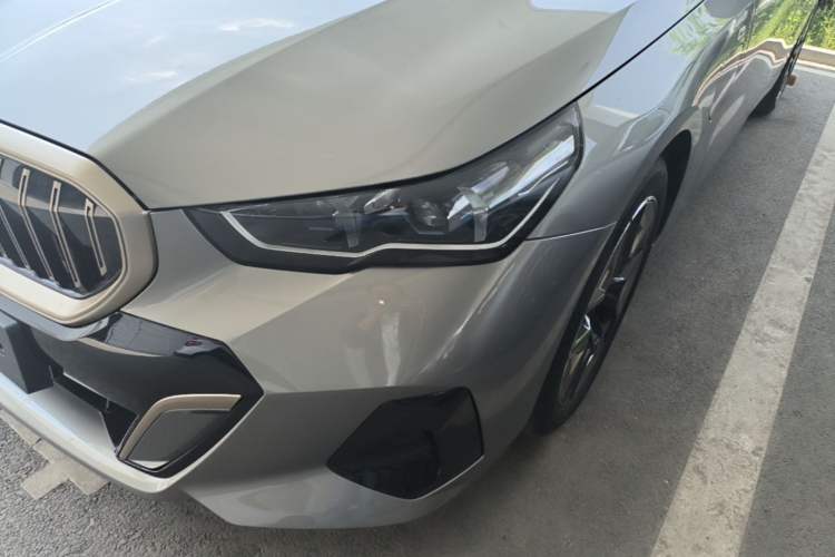 Used BMW i5 2024 eDrive 35L M Sport Package Left Front Headlight