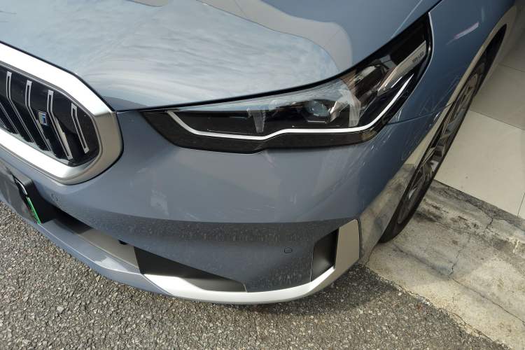 Used BMW i5 2024 eDrive 35L Prestige Luxury Package Left Front Headlight