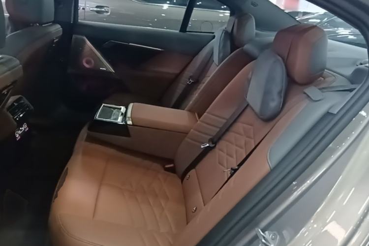 Used BMW i5 2024 eDrive 35L Prestige Luxury Package Left Rear Seat