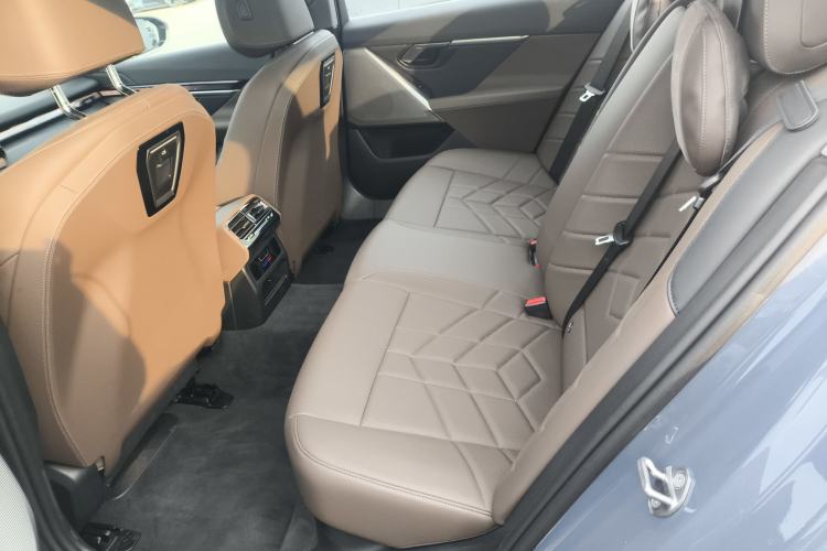 Used BMW i5 2024 eDrive 35L Luxury Package Left Rear Seat