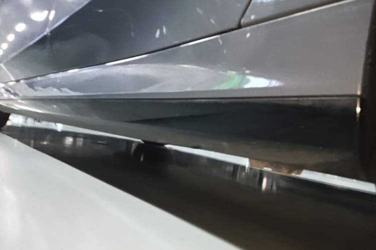 Used BMW i5 2024 eDrive 35L M Sport Package Left Side Sill