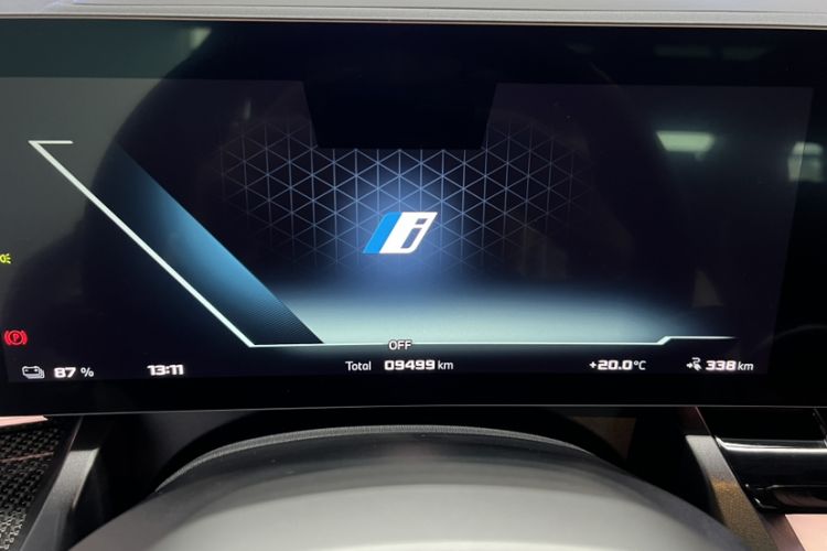 Used BMW i5 2024 xDrive M60 Odometer Close Up