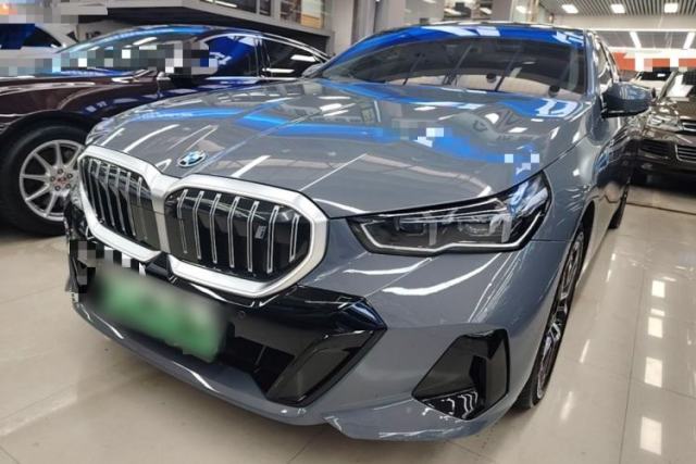 Used BMW i5 2024 eDrive 35L Luxury Model with M Sport Package