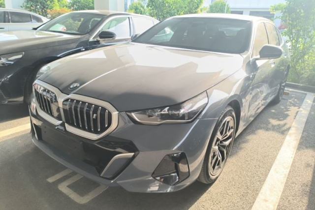 Used BMW i5 2024 eDrive 35L M Sport Package