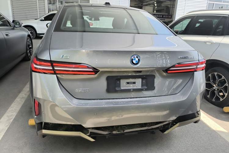Used BMW i5 2024 eDrive 35L M Sport Package Rear