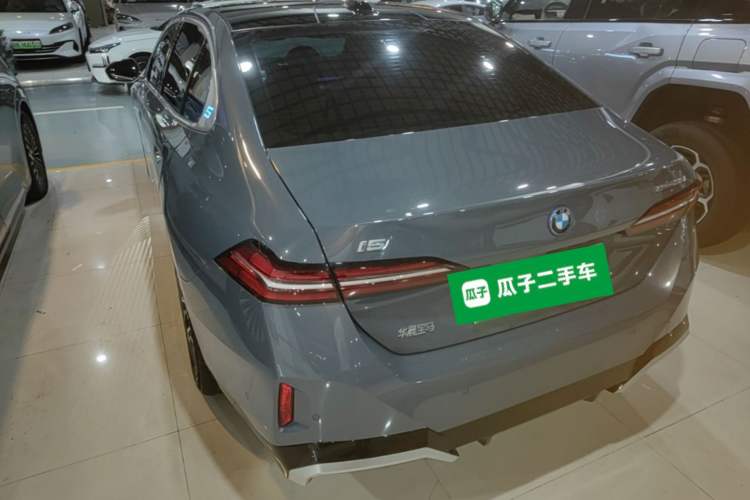 Used BMW i5 2024 eDrive 35L M Sport Package Rear Left 45 Deg