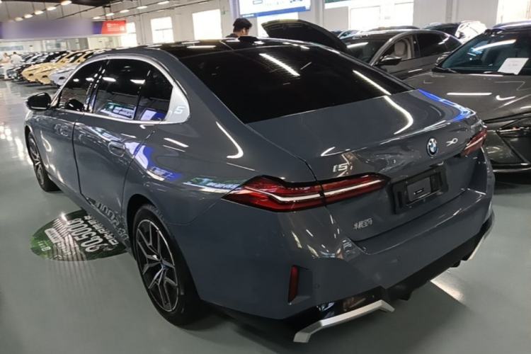 Used BMW i5 2024 eDrive 35L M Sport Package Rear Left 45 Deg