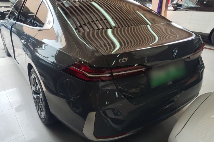 Used BMW i5 2024 eDrive 35L Prestige Luxury Package Rear Left 45 Deg