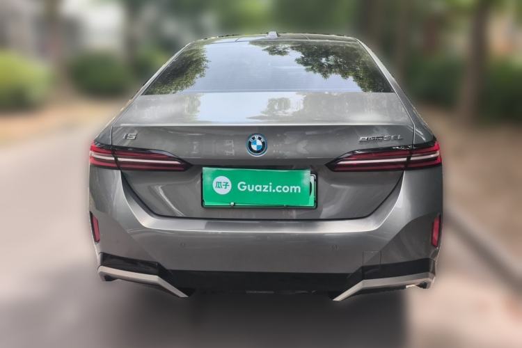 Used BMW i5 2024 eDrive 35L Luxury Model with M Sport Package Rear