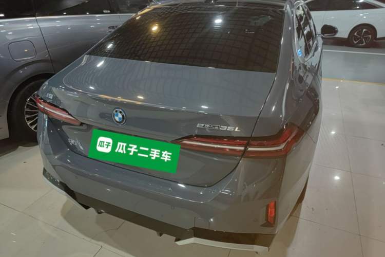Used BMW i5 2024 eDrive 35L M Sport Package Rear Right 45 Deg