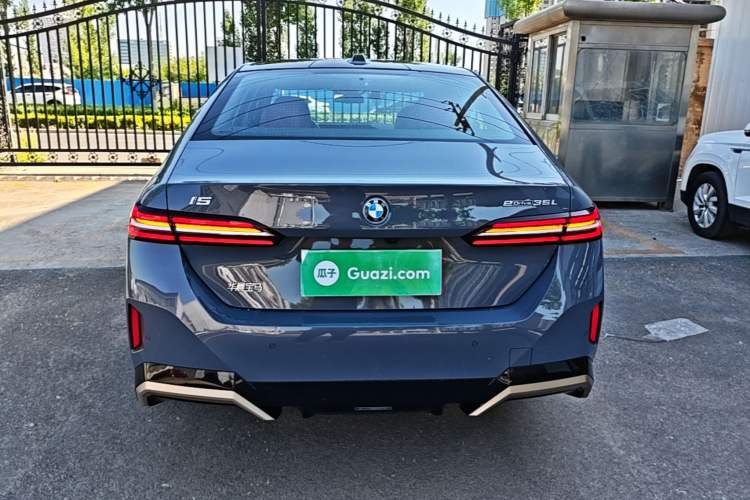 Used BMW i5 2024 eDrive 35L M Sport Package Rear