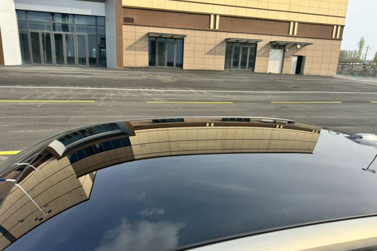Used BMW i5 2024 eDrive 35L Prestige Luxury Package Roof