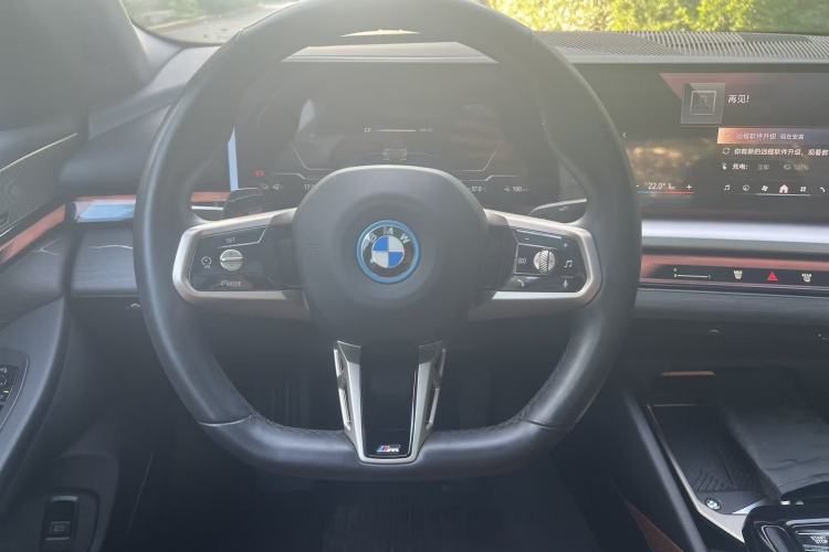 Used BMW i5 2024 eDrive 35L Luxury Model with M Sport Package Steering Wheel