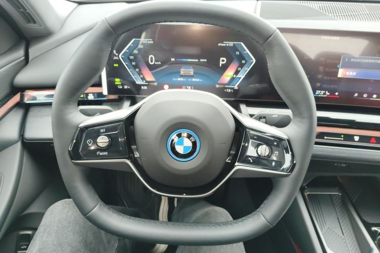 Used BMW i5 2024 eDrive 35L M Sport Package Steering Wheel