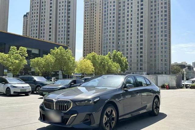 Used BMW i5 2024 eDrive 35L Prestige Luxury Package