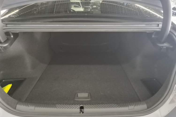 Used BMW i5 2024 eDrive 35L Luxury Model with M Sport Package Trunk