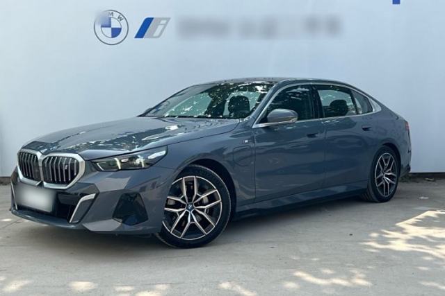 Used BMW i5 2024 eDrive 35L Luxury Model with M Sport Package
