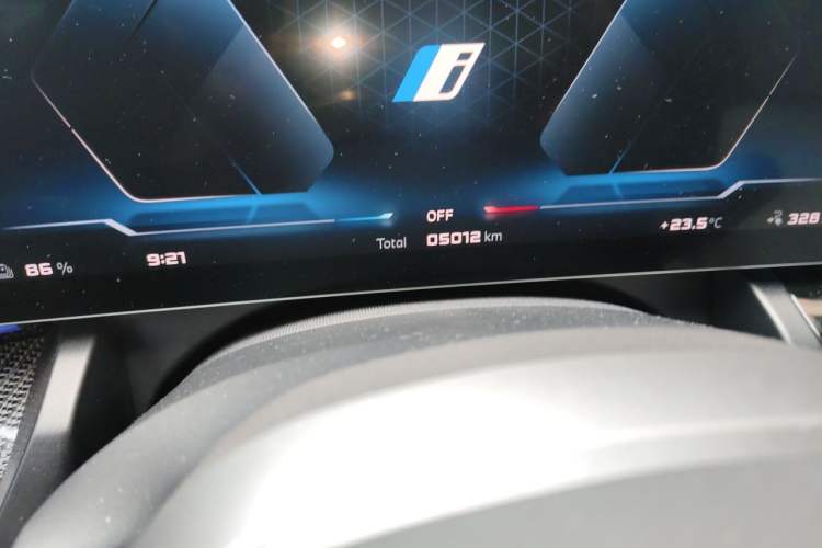 Used BMW i5 2024 xDrive M60 Odometer Close Up