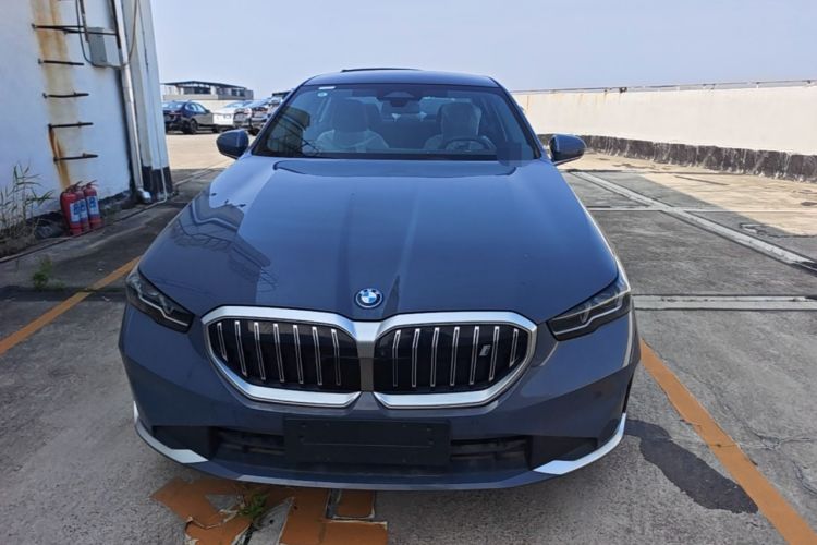 Used BMW i5 2024 eDrive 35L Prestige Luxury Package Front