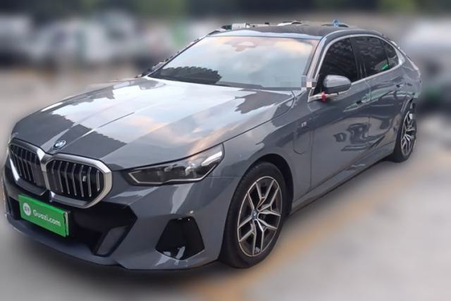 Used BMW i5 2024 eDrive 35L Luxury Model with M Sport Package