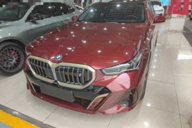 Used BMW i5 2024 eDrive 35L Luxury Model with M Sport Package