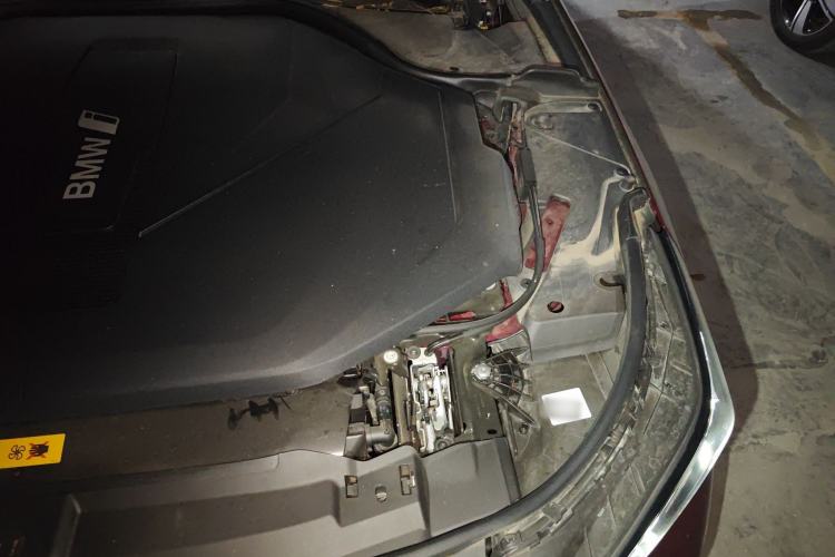 Used BMW i5 2024 eDrive 35L Prestige Luxury Package Engine Bay Left